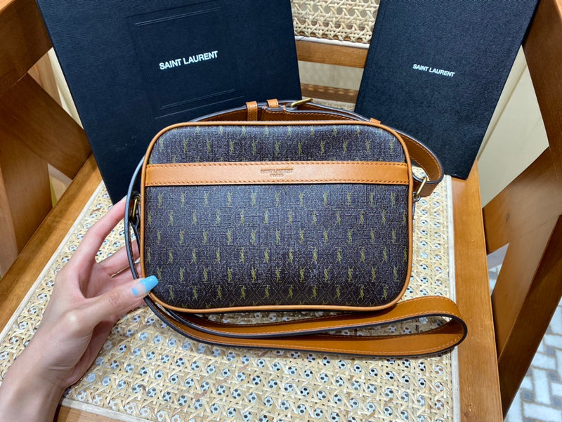 Bolsa YSL 𝗟𝗘 𝗠𝗢𝗡𝗢𝗚𝗥𝗔𝗠𝗠𝗘