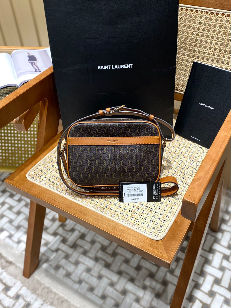 Bolsa YSL 𝗟𝗘 𝗠𝗢𝗡𝗢𝗚𝗥𝗔𝗠𝗠𝗘