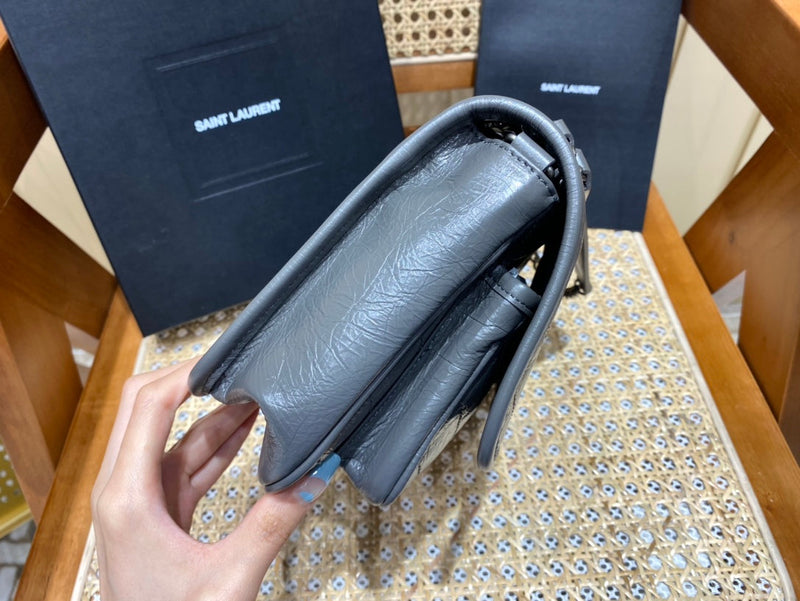 Bolsa YSL Niki 22CM
