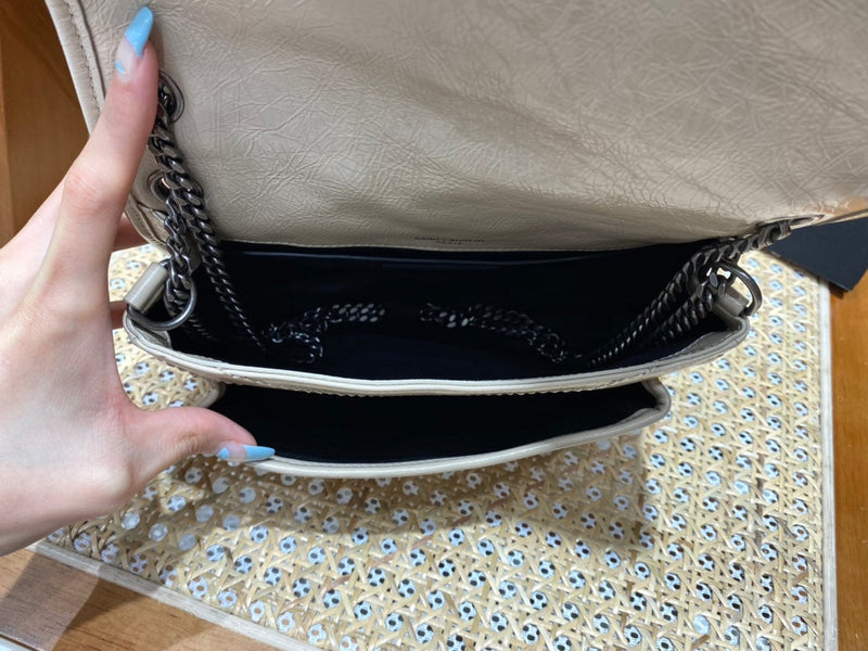 Bolsa YSL Niki 22CM