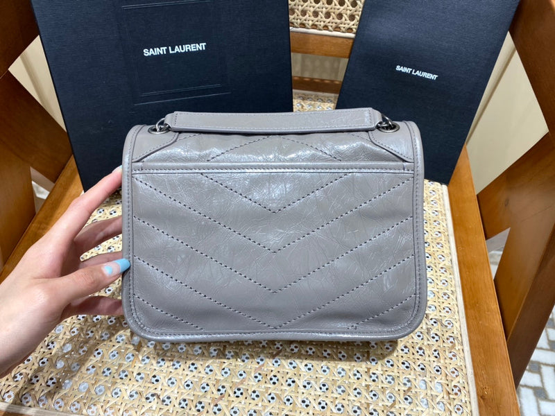 Bolsa YSL Niki 22CM