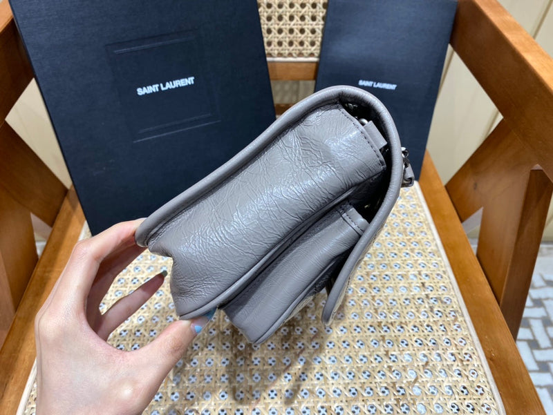 Bolsa YSL Niki 22CM