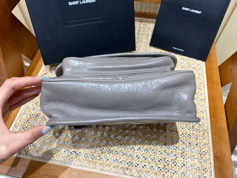 Bolsa YSL Niki 22CM