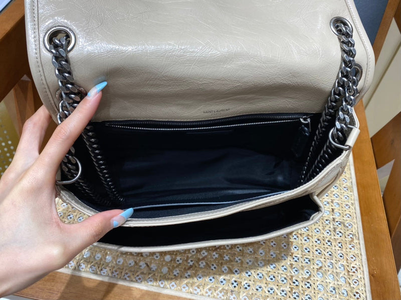Bolsa YSL Niki 28CM