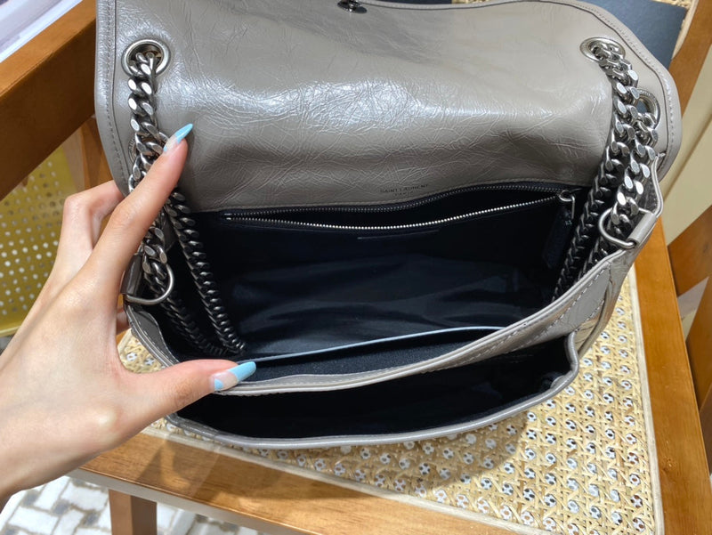 Bolsa YSL Niki 28CM