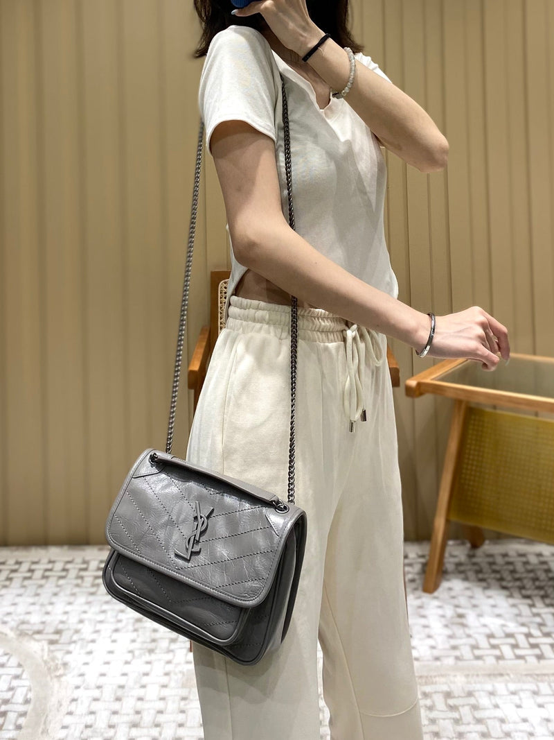 Bolsa YSL Niki 22CM