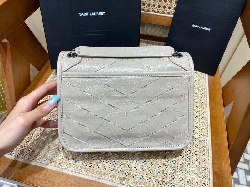 Bolsa YSL Niki 22CM