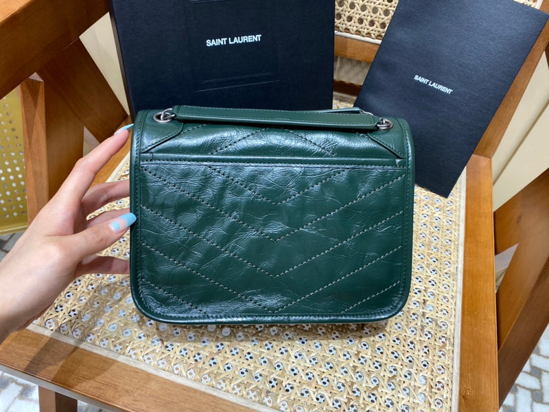Bolsa YSL Niki 22CM