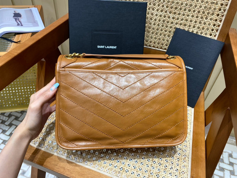 Bolsa YSL 𝐍𝐢𝐤𝐢 28𝐜𝐦