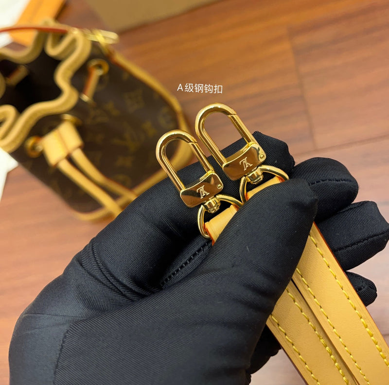 Bolsa Louis Vuitton  Nano Noé