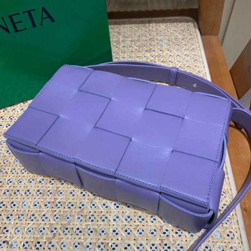 Bolsa Bottega Veneta CASSETTE 23CM
