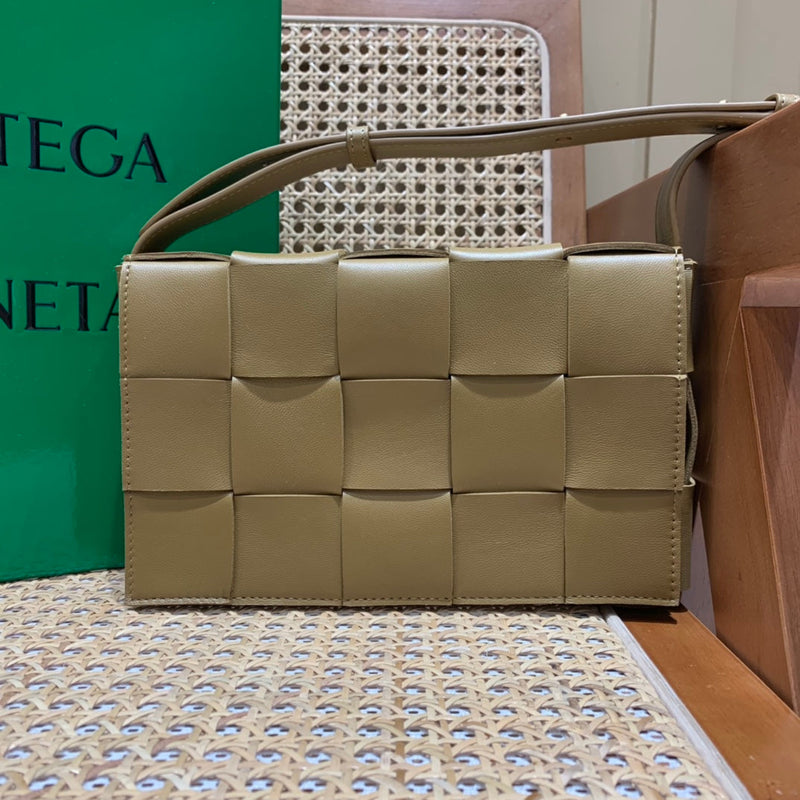 Bolsa Bottega Veneta CASSETTE 23CM