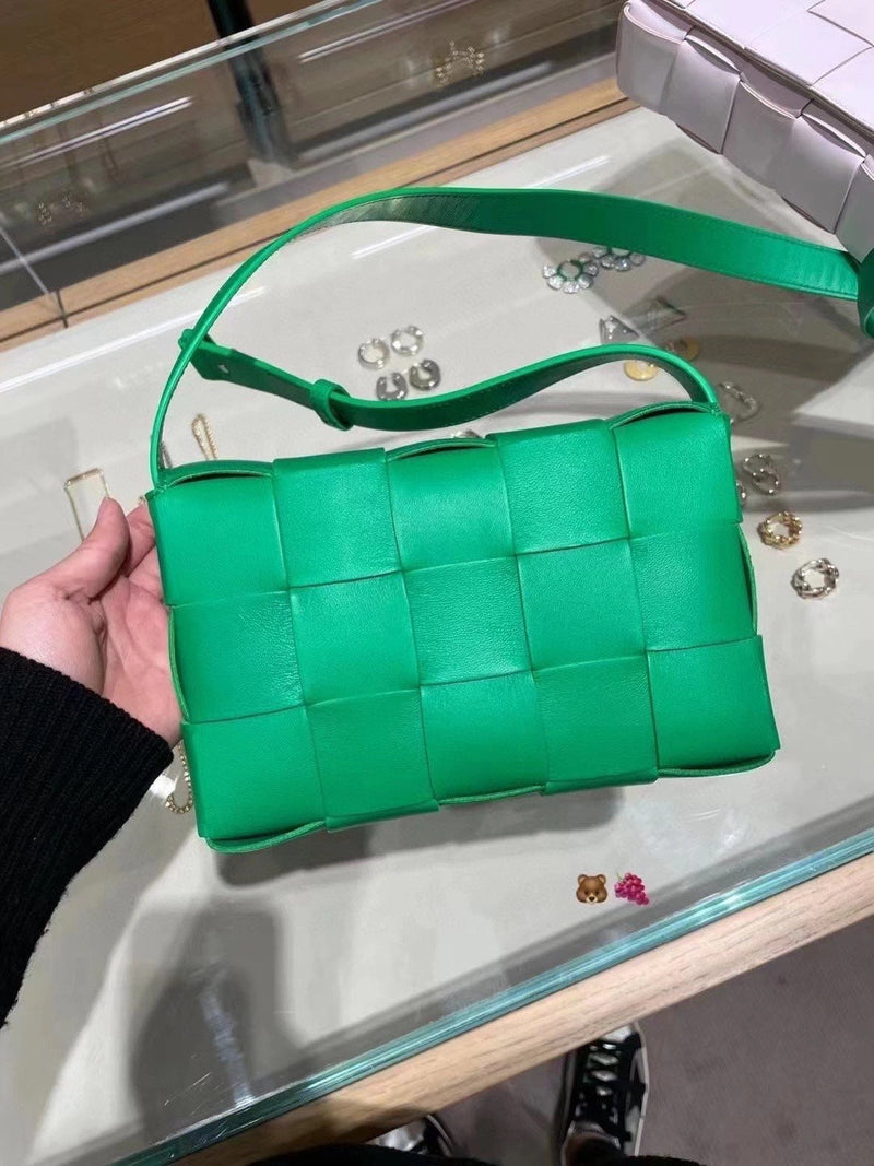 Bolsa Bottega Veneta CASSETTE 23CM