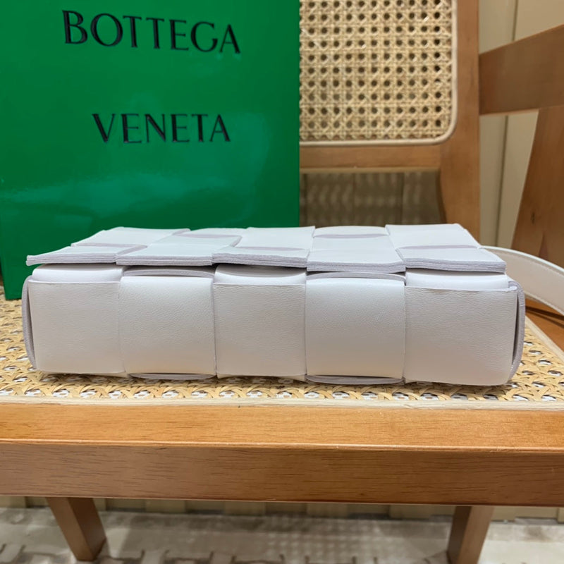 Bolsa Bottega Veneta CASSETTE 23CM