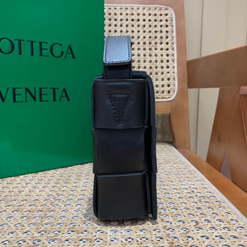 Bolsa Bottega Veneta CASSETTE 23CM