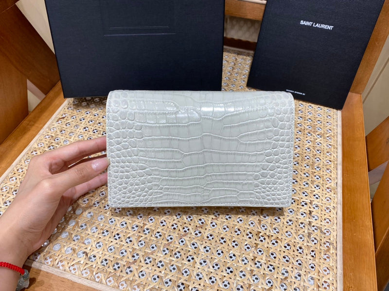 Bolsa YSL KATE 19CM