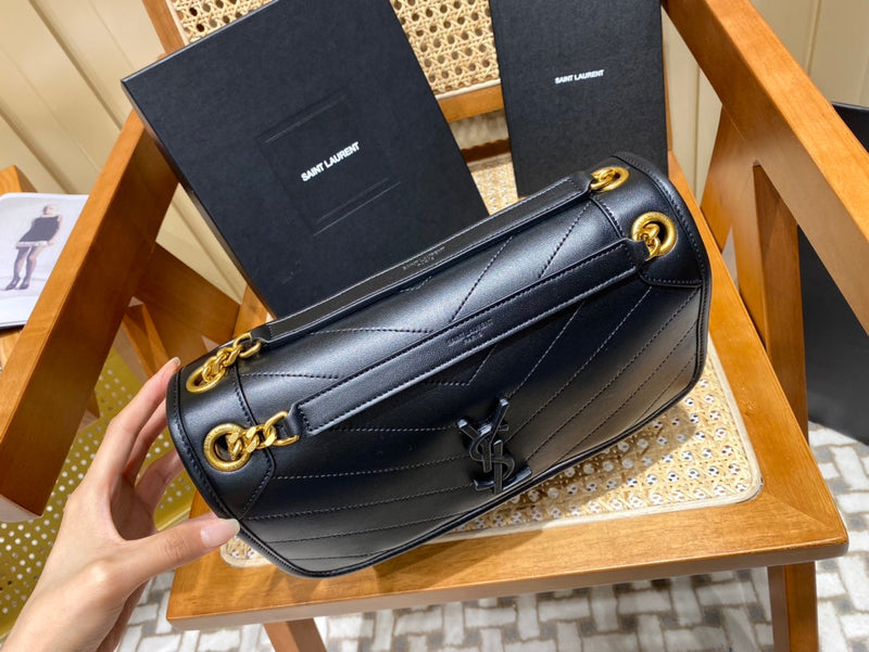 Bolsa Ysl 𝑵𝒊𝒌𝒊 𝑳𝒂𝒎𝒃 28CM