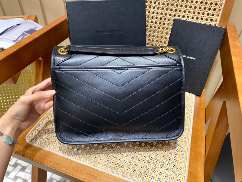 Bolsa Ysl 𝑵𝒊𝒌𝒊 𝑳𝒂𝒎𝒃 28CM