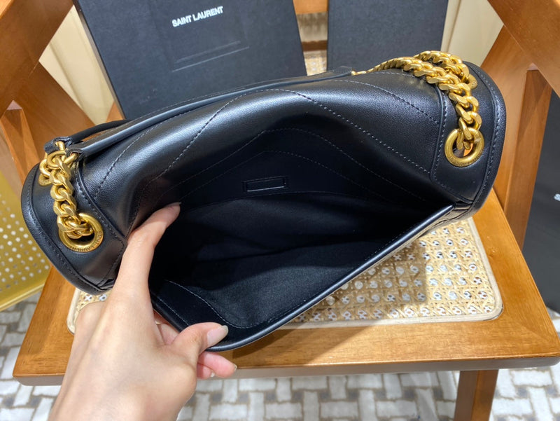 Bolsa Ysl 𝑵𝒊𝒌𝒊 𝑳𝒂𝒎𝒃 28CM