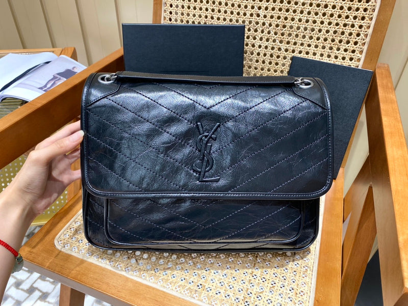 Bolsa YSL 𝑵𝒊𝒌𝒊 𝑳𝒂𝒓𝒈𝒆 𝟯𝟮𝒄𝒎