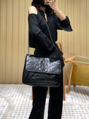 Bolsa YSL 𝑵𝒊𝒌𝒊 𝑳𝒂𝒓𝒈𝒆 𝟯𝟮𝒄𝒎