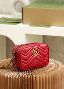 Bolsa Gucci Marmont Pequena