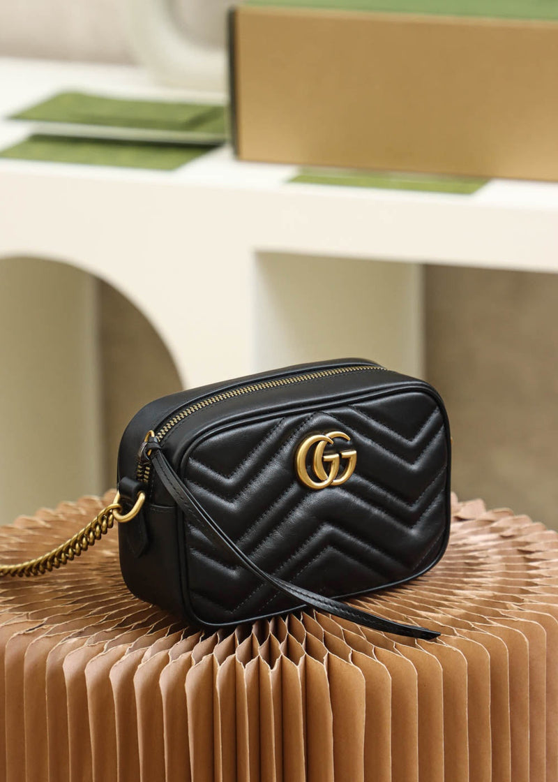 Bolsa Gucci Marmont Pequena