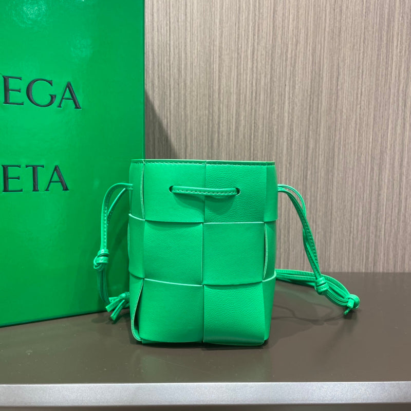 Bolsa Bottega Veneta CASSETTE 14CM