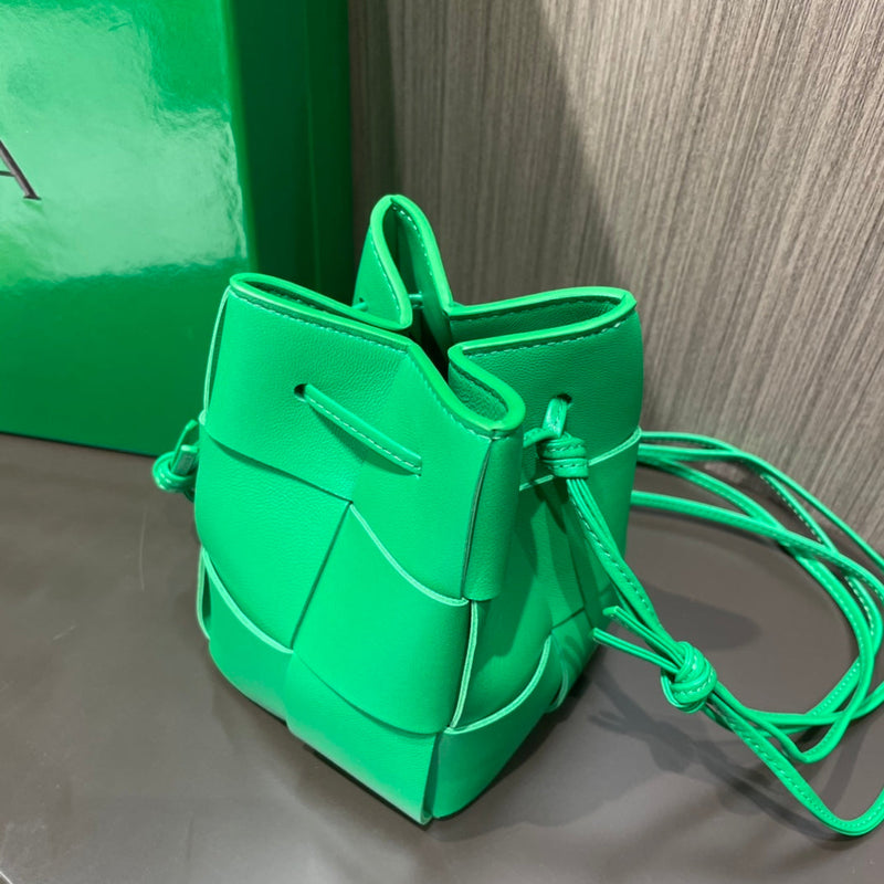 Bolsa Bottega Veneta CASSETTE 14CM