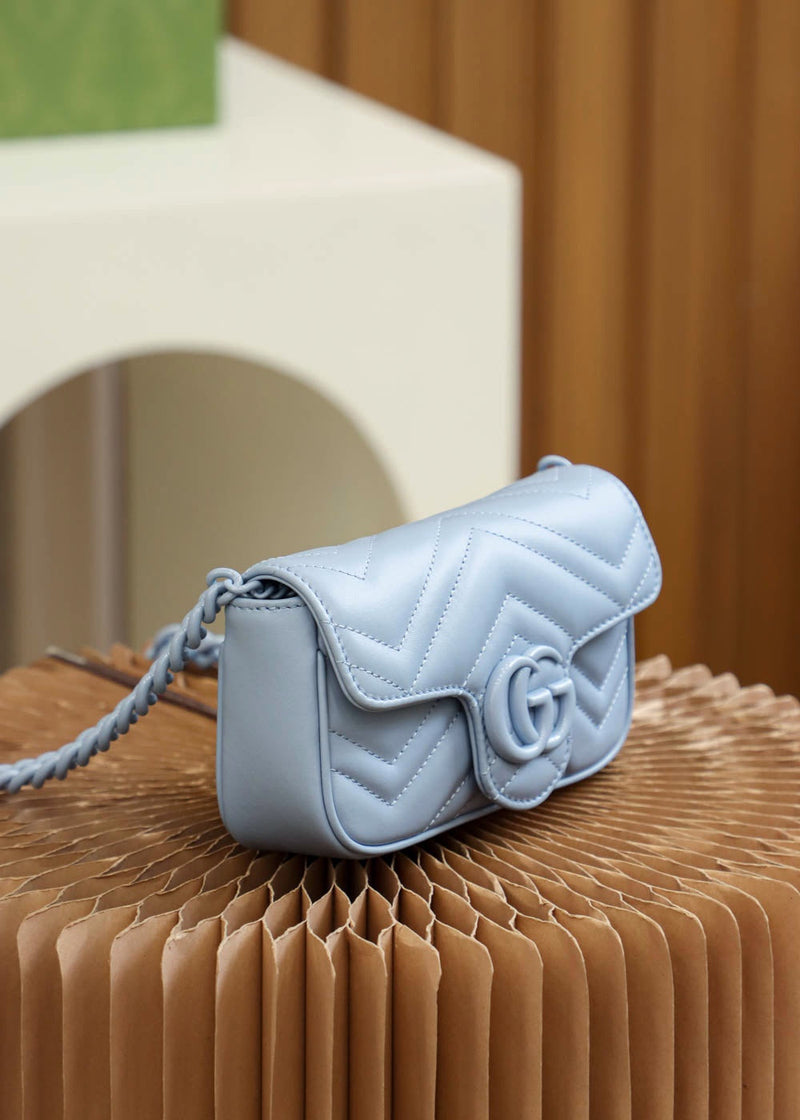 Bolsa Gucci Marmont Super Mini