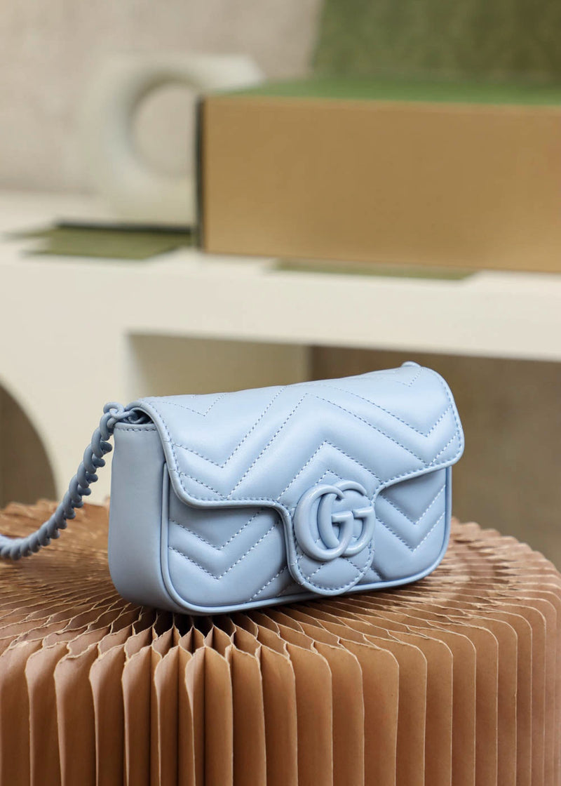 Bolsa Gucci Marmont Super Mini