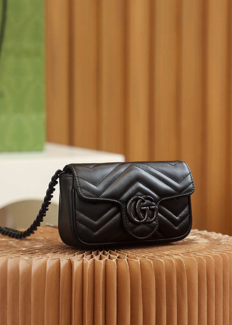 Bolsa Gucci Marmont Super Mini