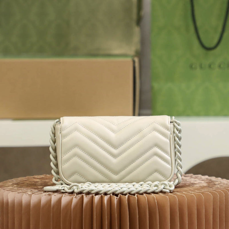 Bolsa Gucci Marmont Super Mini