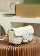 Bolsa Gucci Marmont Super Mini