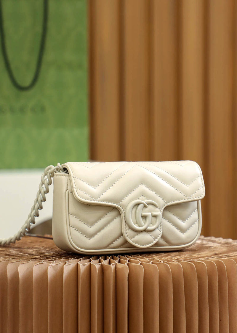 Bolsa Gucci Marmont Super Mini