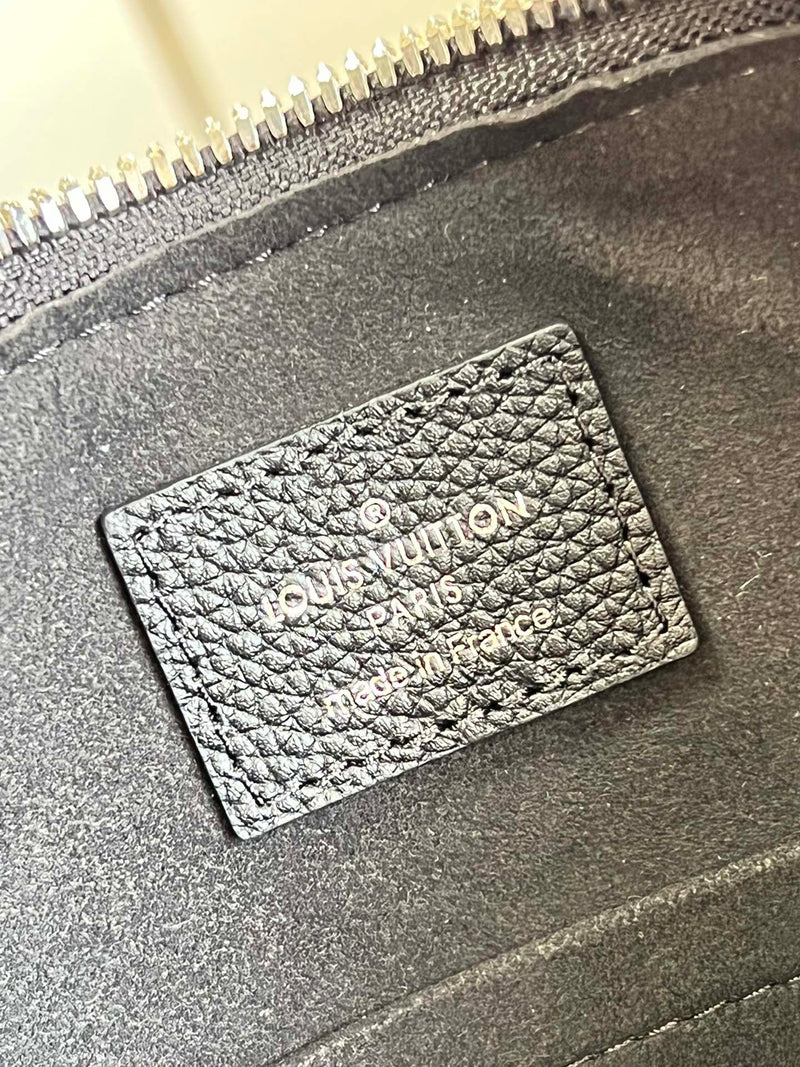 Bolsa Louis Vuitton Why Knot PM