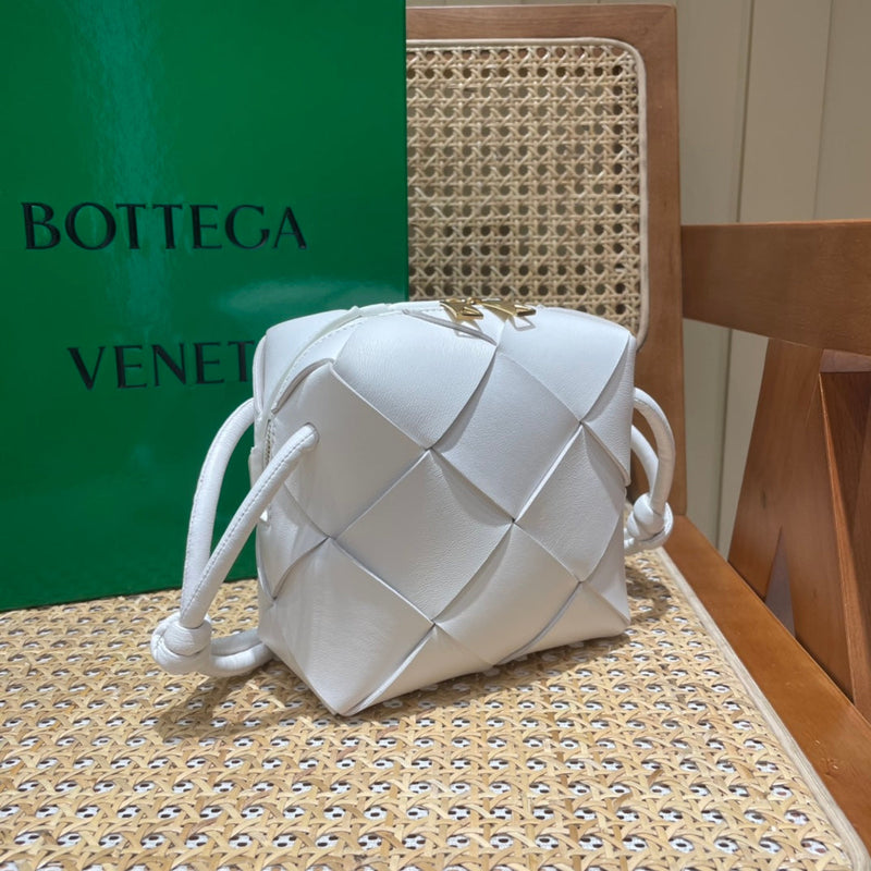 Bolsa Bottega Veneta CASSETTE 14CM