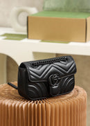 Bolsa Gucci Marmont Mini