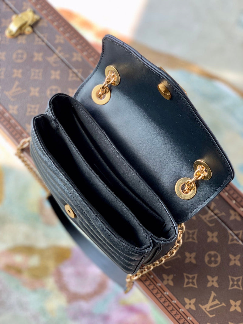 Bolsa Louis Vuitton New Wave Chain PM
