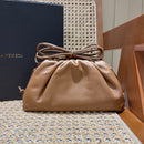 Bolsa Bottega Veneta 𝙏𝙃𝙀 𝙈𝙄𝙉𝙄 𝙋𝙊𝙐𝘾𝙃 22CM