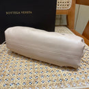 Bolsa Bottega Veneta 𝙏𝙃𝙀 𝙈𝙄𝙉𝙄 𝙋𝙊𝙐𝘾𝙃 22CM