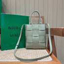 Bolsa Bottega Veneta MINI CASSETTE TOTE 22CM BAG