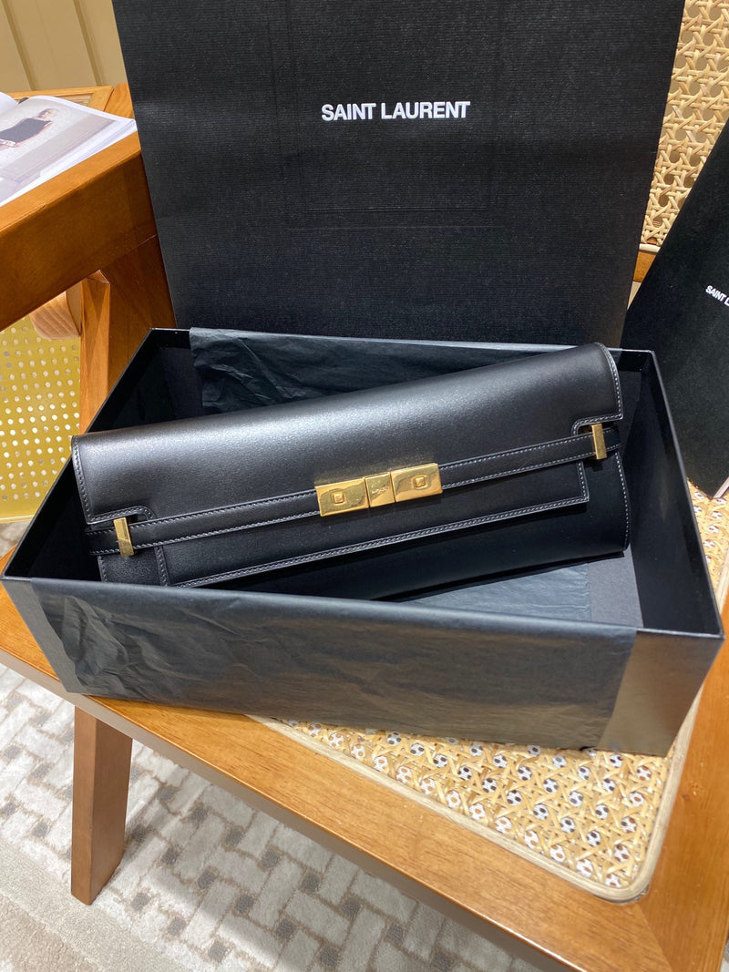 Bolsa YSL 𝗠𝗮𝗻𝗵𝗮𝘁𝘁𝗮𝗻 𝗖𝗹𝘂𝘁𝗰𝗵