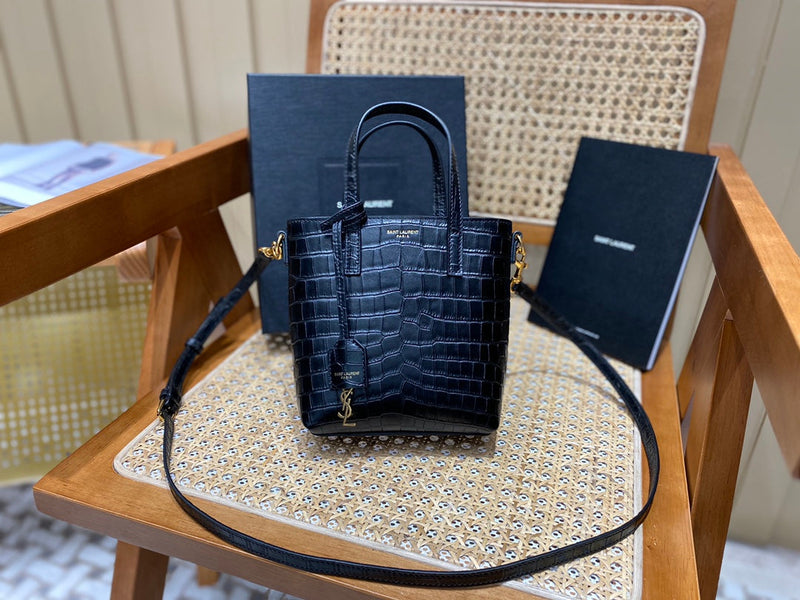 Bolsa YSL 𝗠𝗶𝗻𝗶 𝗧𝗼𝘆 𝗦𝗵𝗼𝗽𝗽𝗶𝗻𝗴