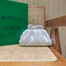 Bolsa Bottega Veneta THE MINI POUCH 22CM