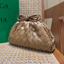 Bolsa Bottega Veneta THE MINI POUCH 22CM