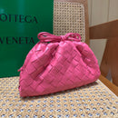 Bolsa Bottega Veneta THE MINI POUCH 22CM