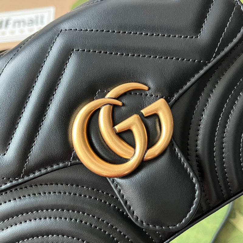 Bolsa Gucci alça superior GG Marmont