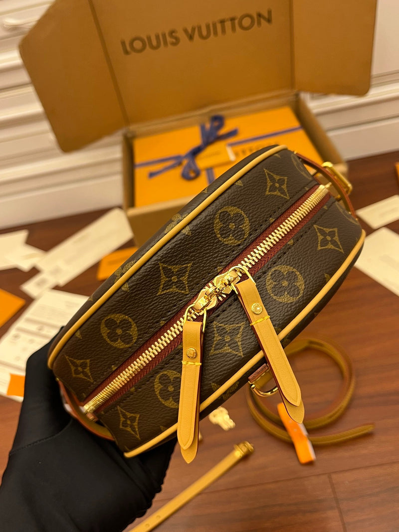 Bolsa Louis Vuitton Boîte Chapeau Souple MM