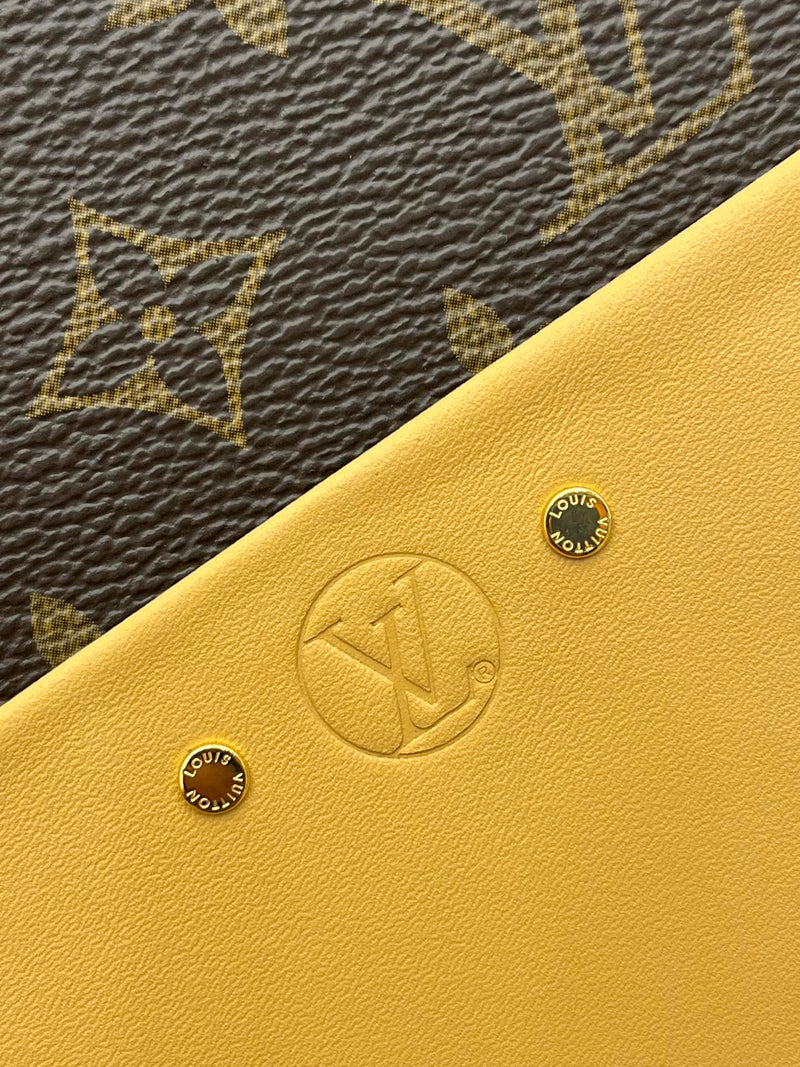 Bolsa Louis Vuitton Boîte Chapeau Souple MM